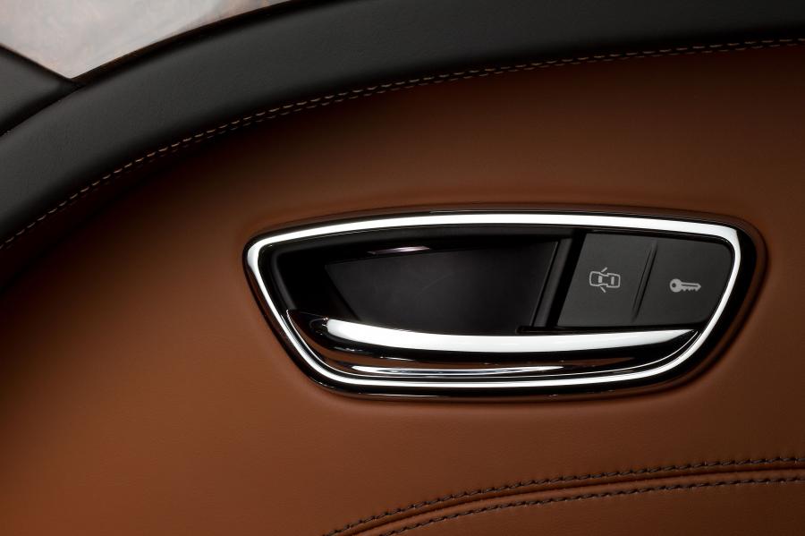  Bentley Mulsanne 2010 года  (фото 162 из 262)
